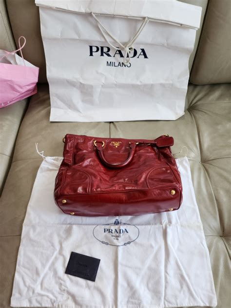 prada vitello shine rubino